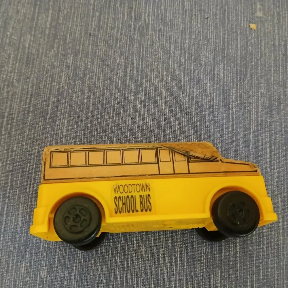 Bundle Vehicles: 3 x Wooden car + 2 x School bus + 2 x reversible cars Used